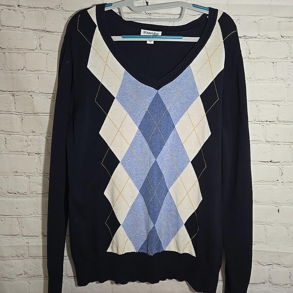 St. Johns Bay Womens Sweater Siz XL Blue Argyle Pattern V Neck Preppy Academia